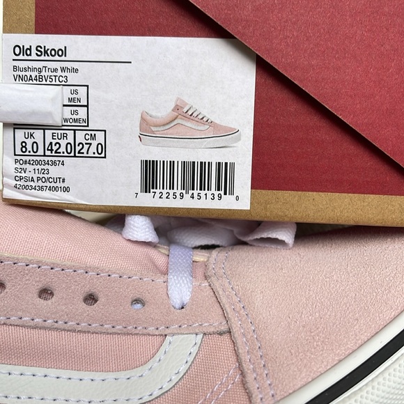 Vans WMNS Old Skool
Blushing/True White
VN0A4BV5TC3
Sneakers - Picture 16 of 16